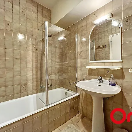 Menton, 1 Piece, 2 Personnes - Fr-1-647-21 Apartment *